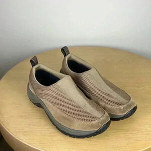 L.L. Bean Women’s 6.5 Slip-On Loafers Mesh Leather Comfortable Supportive Casual